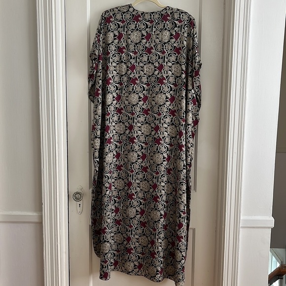 Adrianna Papell 100% Silk Caftan Black Tan Maroon Print One Size Kaftan Vintage - Picture 14 of 16